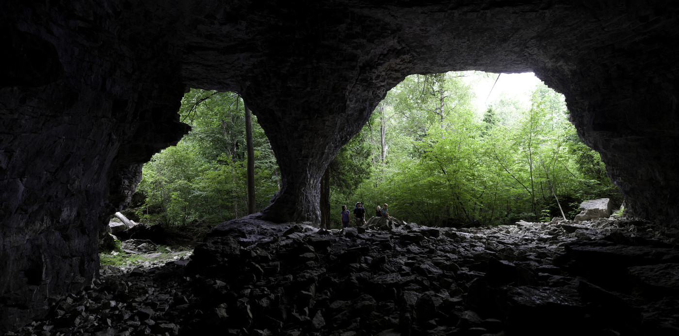 Bruce's Caves 